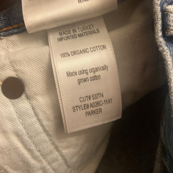 AGOLDE Parker Vintage Distressed Cut Off Jean Shorts Sz 26 100% Organic Cotton - Picture 5 of 6